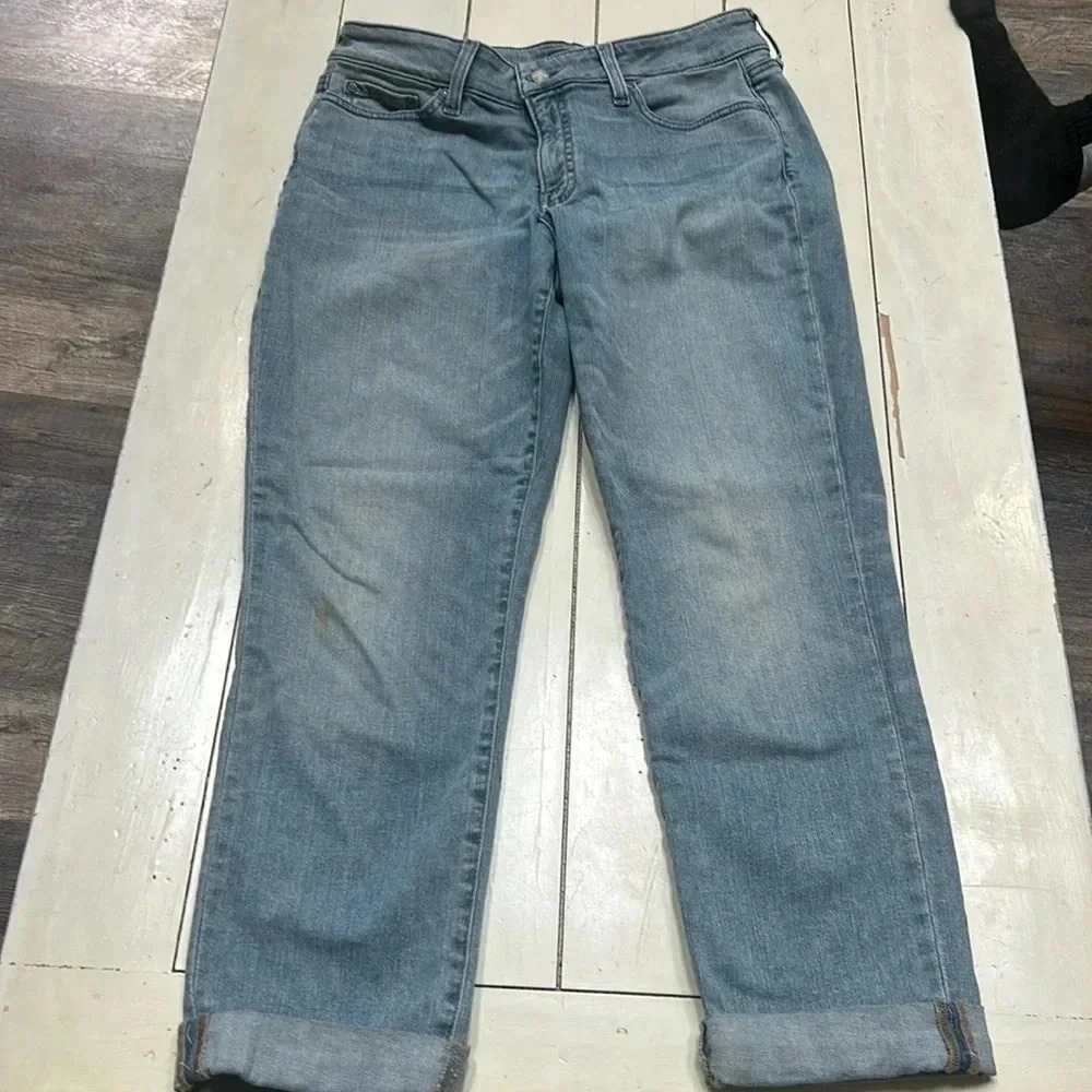 👖NYDJ Lift Tuck Boyfriend Jeans size 6